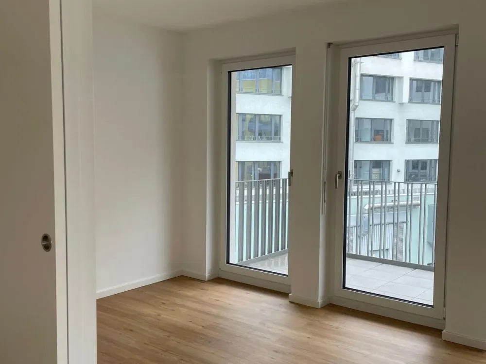 Moderne 3-Zimmer Terrassenwohnung in Frankfurt am Main mit Sky-Line Blick