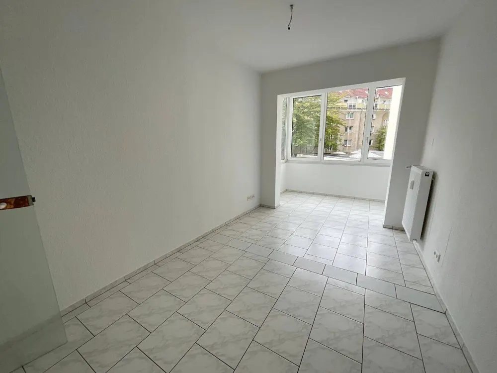 Zentral gelegen und ab sofort frei!