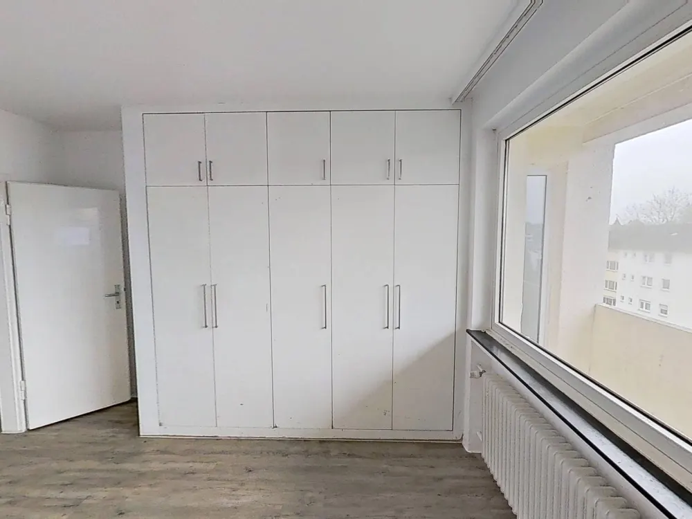 **Große 4-Zimmer-Wohnung mit BALKON und viel Platz für jedes Familienmitglied**