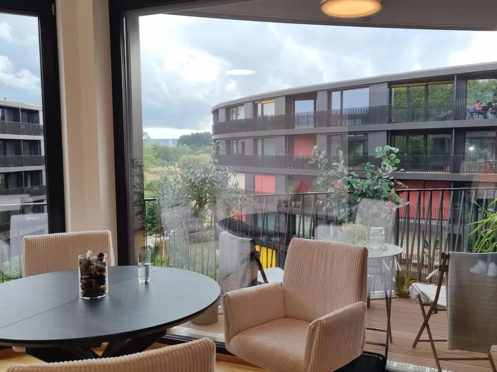 Schöner Leben in Marina Garden mit Blick auf die Elbe.