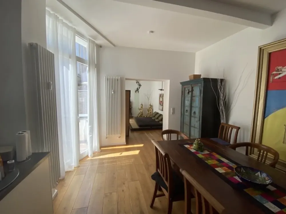 traumhafte exklusive 4 Zimmer Wohnung - nur 500m bis zum Dom