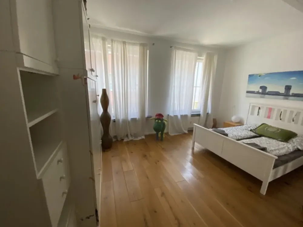 traumhafte exklusive 4 Zimmer Wohnung - nur 500m bis zum Dom
