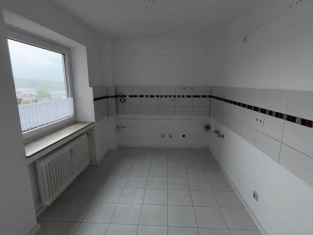 2-Zimmer-Wohnung (63m²) mit Balkon und guter Verkehrsanbindung