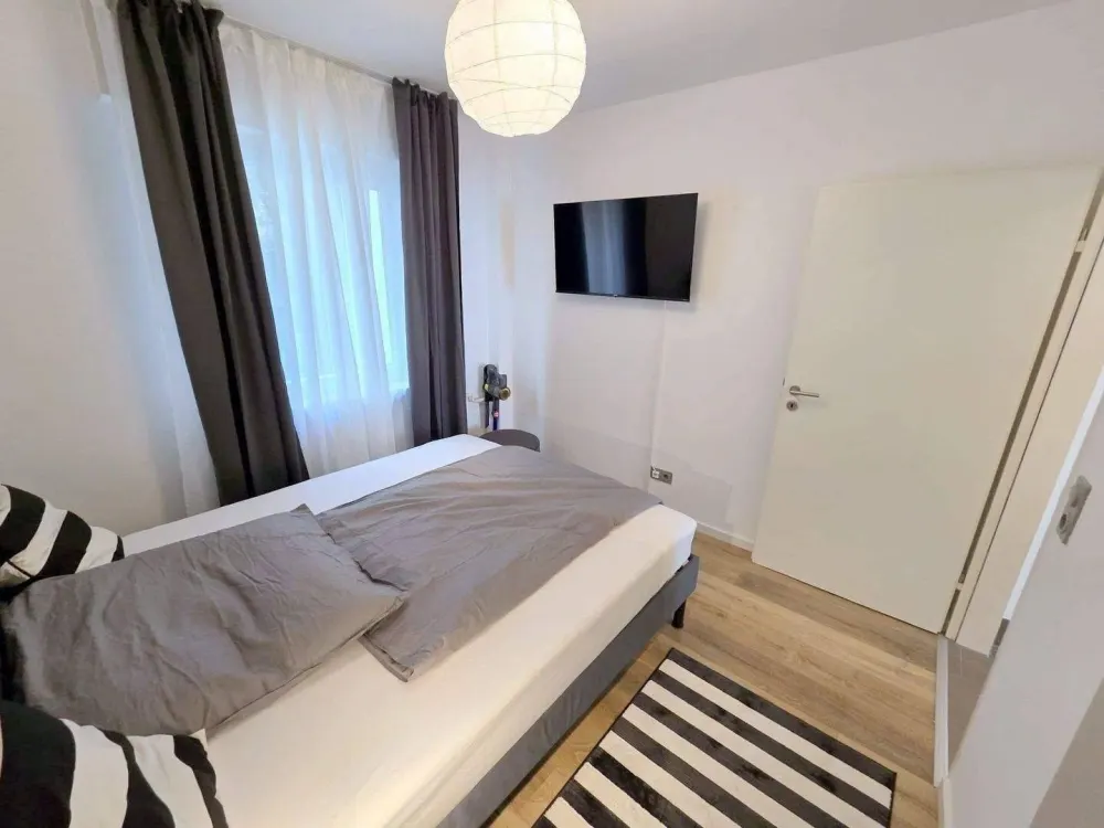 Ab 15.03.2027 - Modernes & möbliertes 2-Zimmer Apartment in Frankfurt, Einziehen & Wohlfühlen!