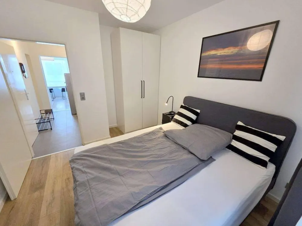 Ab 15.03.2027 - Modernes & möbliertes 2-Zimmer Apartment in Frankfurt, Einziehen & Wohlfühlen!