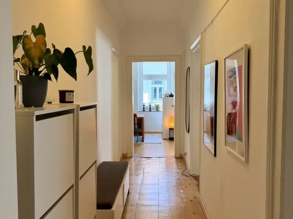 voll möblierte 3,5-Zimmer-Wohnung in der Maxvorstadt zur Zwischenmiete (Okt 26 - März 27) - KEINE WG