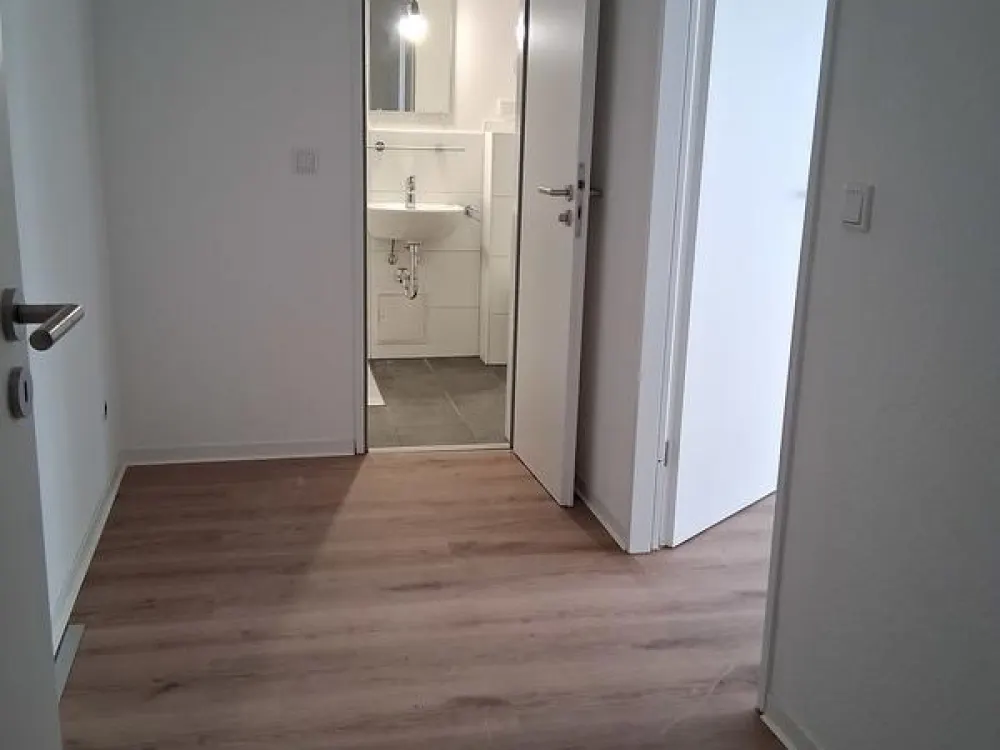 Attraktive 4 Zimmer-Wohnung, moderne Ausstattung mit viel Komfort!!