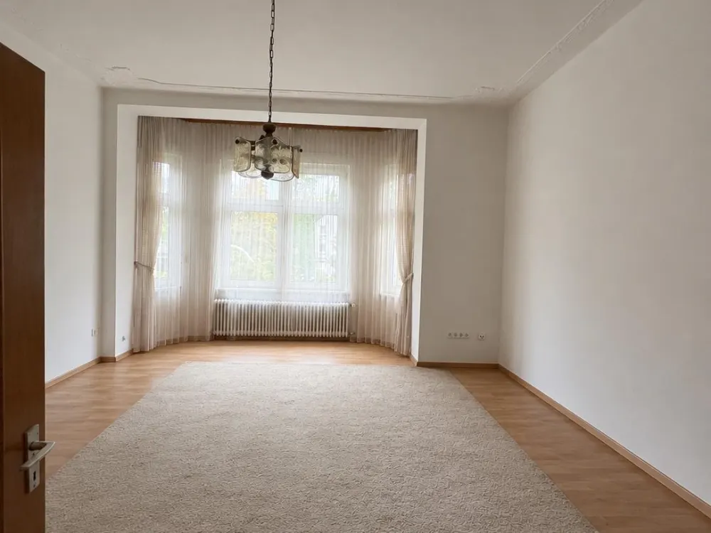 Wohnung ab dem 1.11. zu vermieten mit Balkon