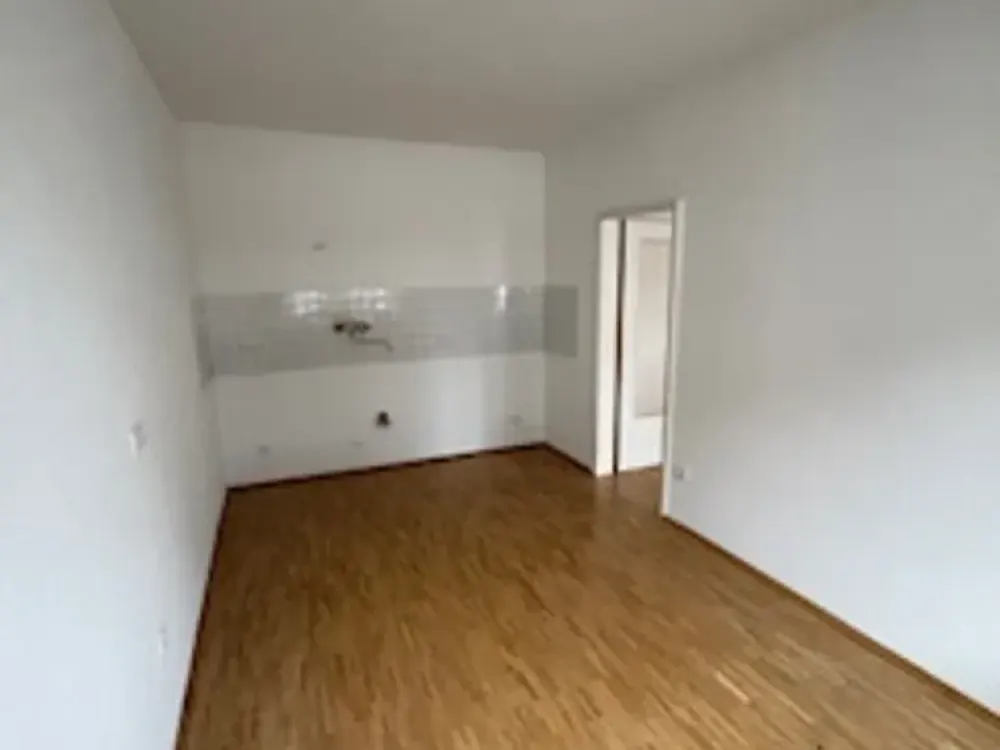 Kölner Südstadt! 4-Zimmerwohnung mit Balkon, Stellplatz, Bad mit Fenster