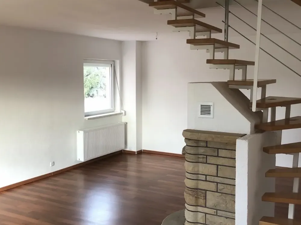 Terrassenwohnung mit Wintergarten in der Nähe des Zwenkauer Sees