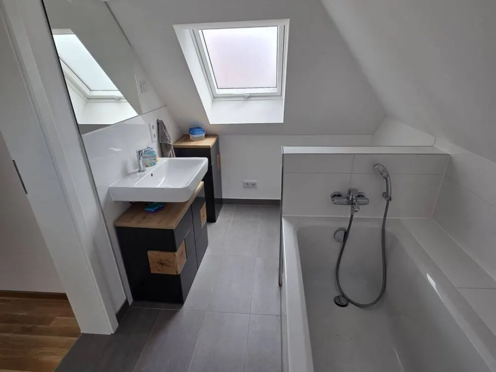 3-Raumwohnung// Maisonette// Loggia