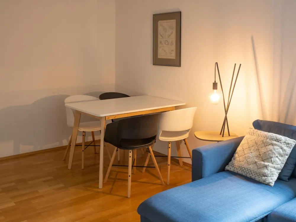 Möbl. 2 Zimmer Whg. in Uni-Nähe - von privat