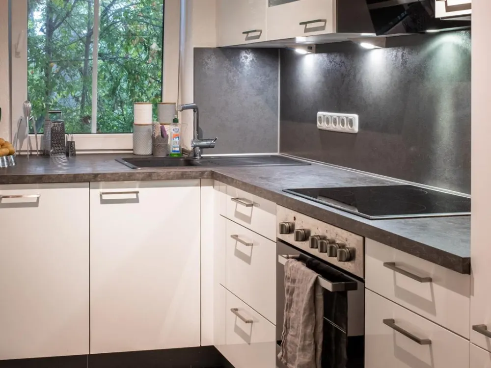 Möbl. 2 Zimmer Whg. in Uni-Nähe - von privat