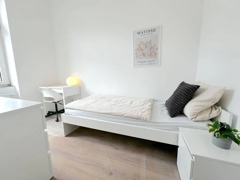 Mitbewohner:in gesucht - möbliertes WG-Zimmer Nähe Bergerstraße - Frankfurt ??