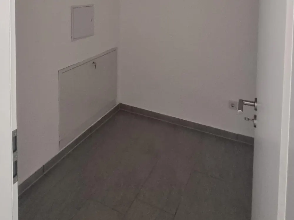Große 3 ZKB Wohnung mit Balkon und Garage