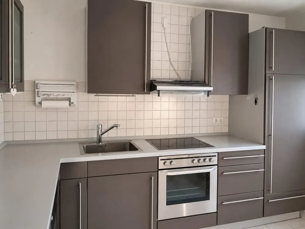 Gemütliche und helle Wohnung mit Blick ins Grüne.