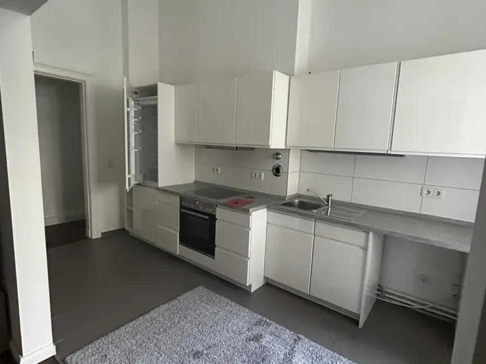 Möblierte 3 Zimmer Wohnung direkt am Kudamm!
