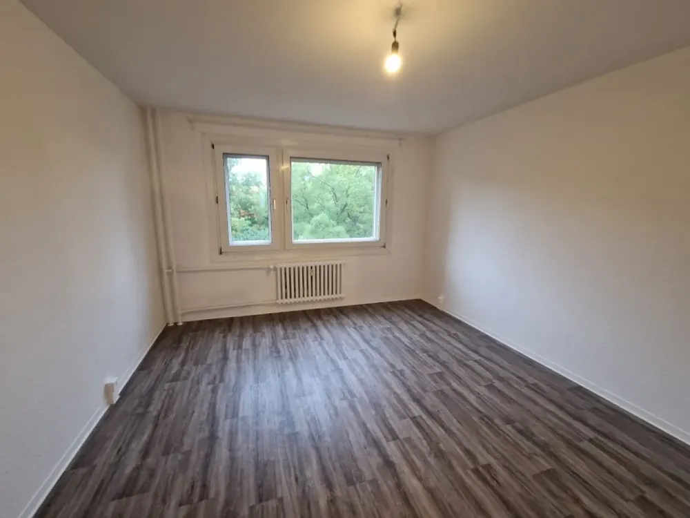 Ab 01.11. frei - mein neues Reich - 2-Zimmer-Wohnung mit Wasserblick in Siemensstadt!