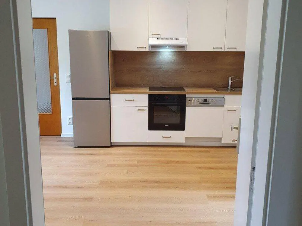Erstbezug nach Kernsanierung in Helle 1,5 Zimmer Wohnung