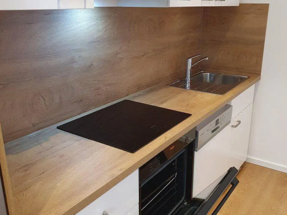 Erstbezug nach Kernsanierung in Helle 1,5 Zimmer Wohnung