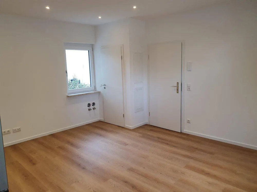 Erstbezug nach Kernsanierung in Helle 1,5 Zimmer Wohnung