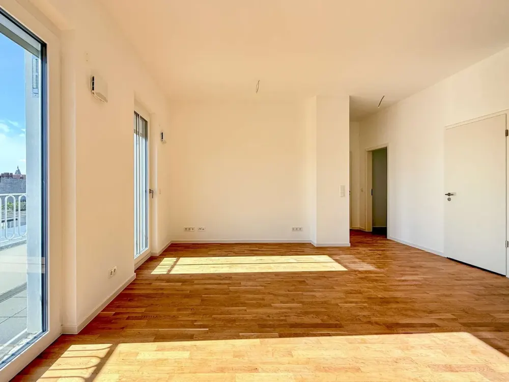 Große Dachgeschosswohnung nah Schloß Charlottenburg - 4 Zimmer am Mierendorffplatz