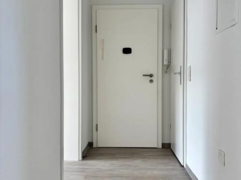 TOP renoviert: 3-Zimmer Wohnung in Do-Rahm mit weitläufigen Balkon