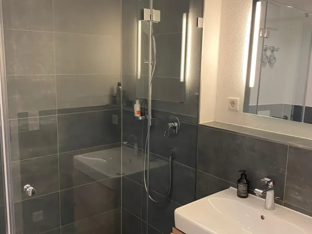 2-Zimmer-Wohnung mit Südbalkon & TG-Stellplatz