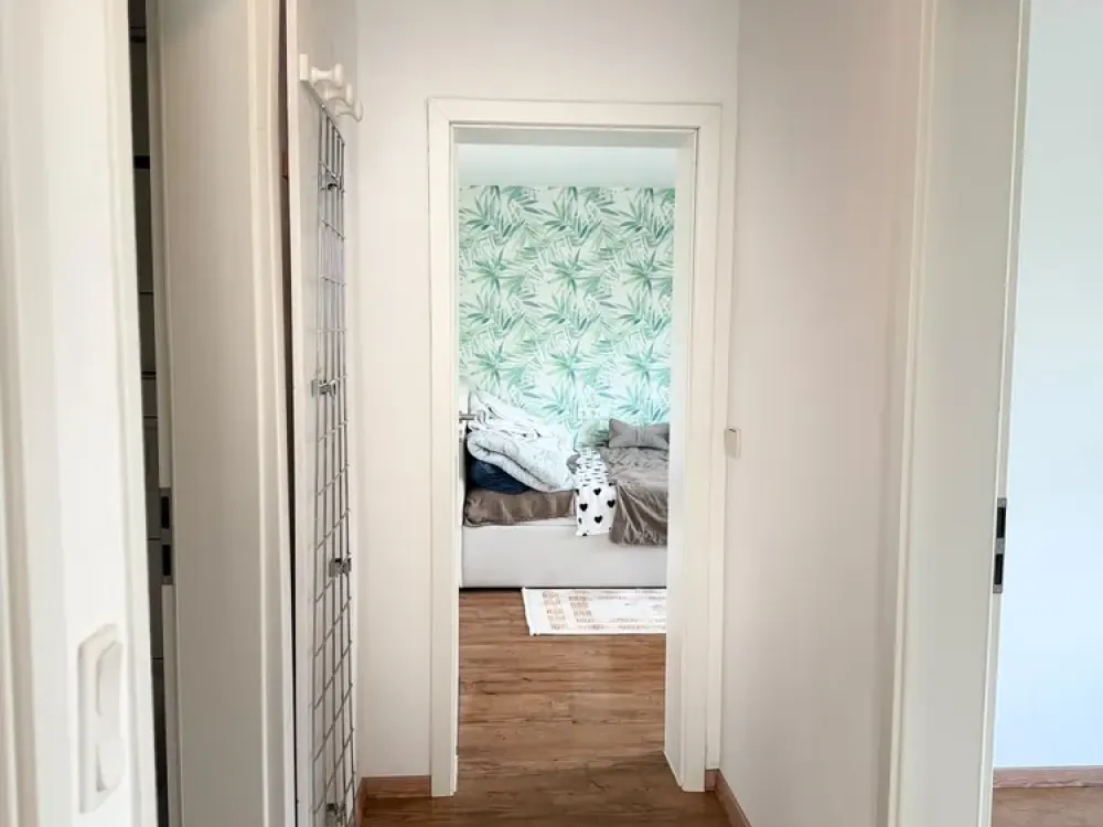 Schöne 5-Zimmer-Wohnung mit zwei Bädern und Balkon!