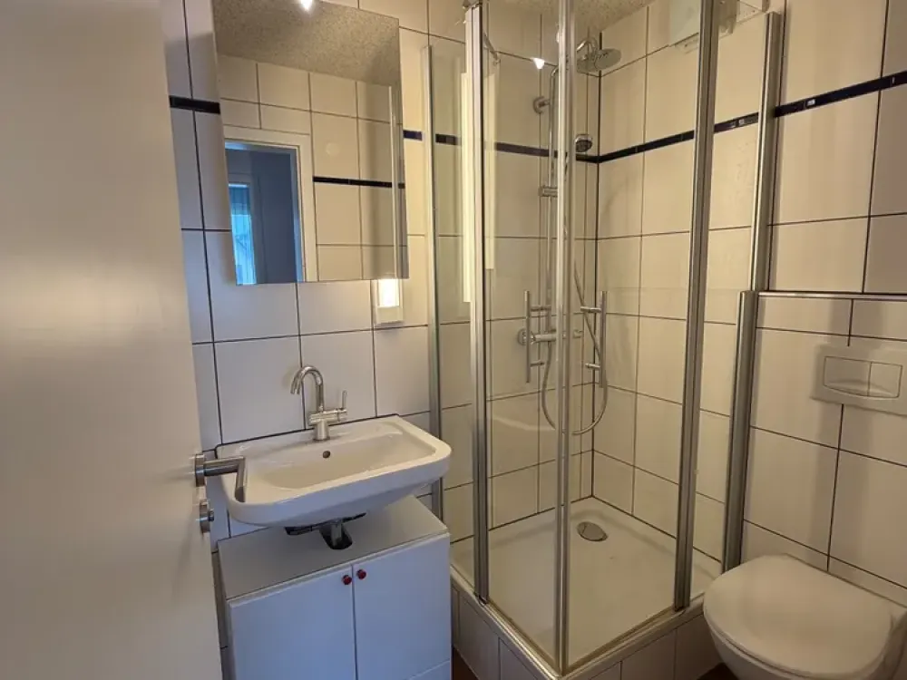Schöne 5-Zimmer-Wohnung mit zwei Bädern und Balkon!