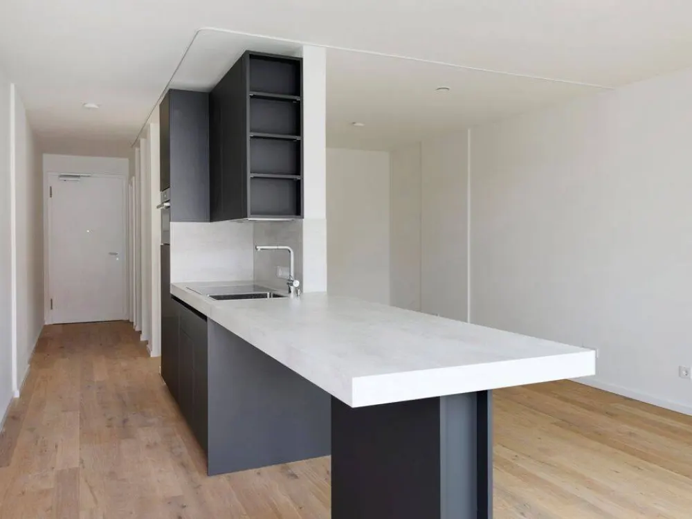 1.5-Room Apartment with Balcony and High-Quality Built-In Kitchen in the Kupa Residential Quarter