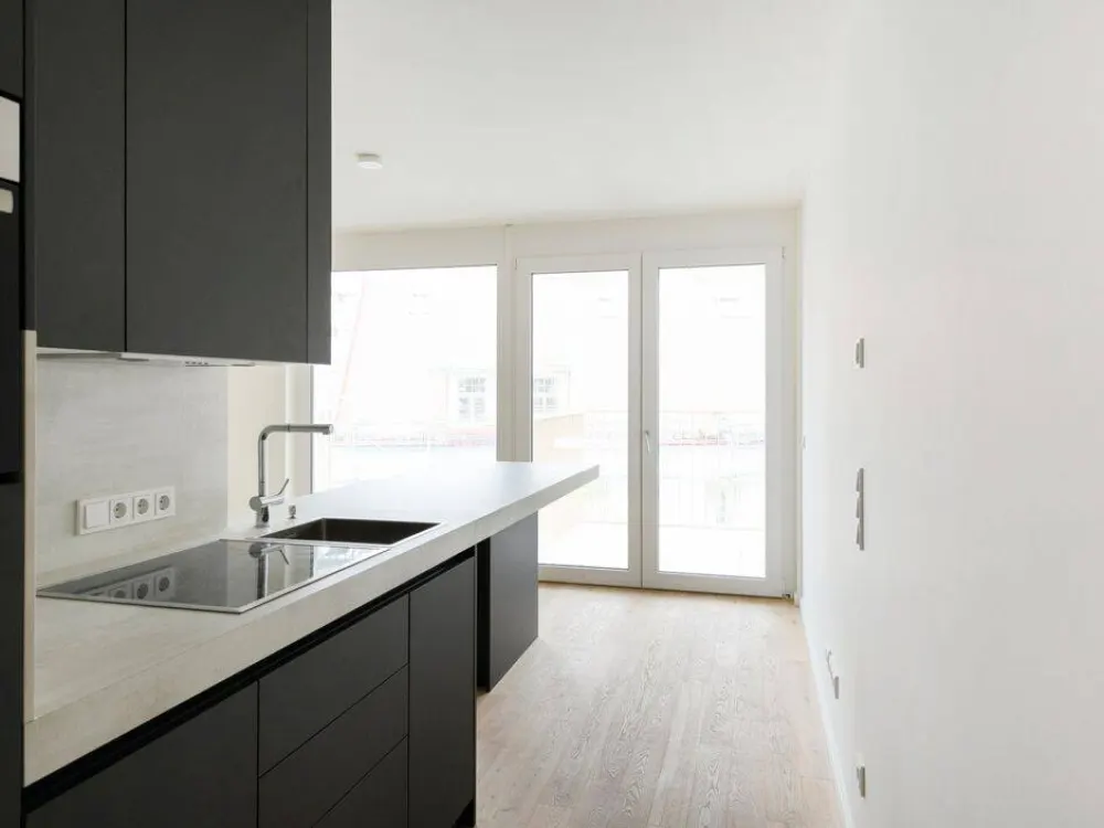 1.5-Room Apartment with Balcony and High-Quality Built-In Kitchen in the Kupa Residential Quarter