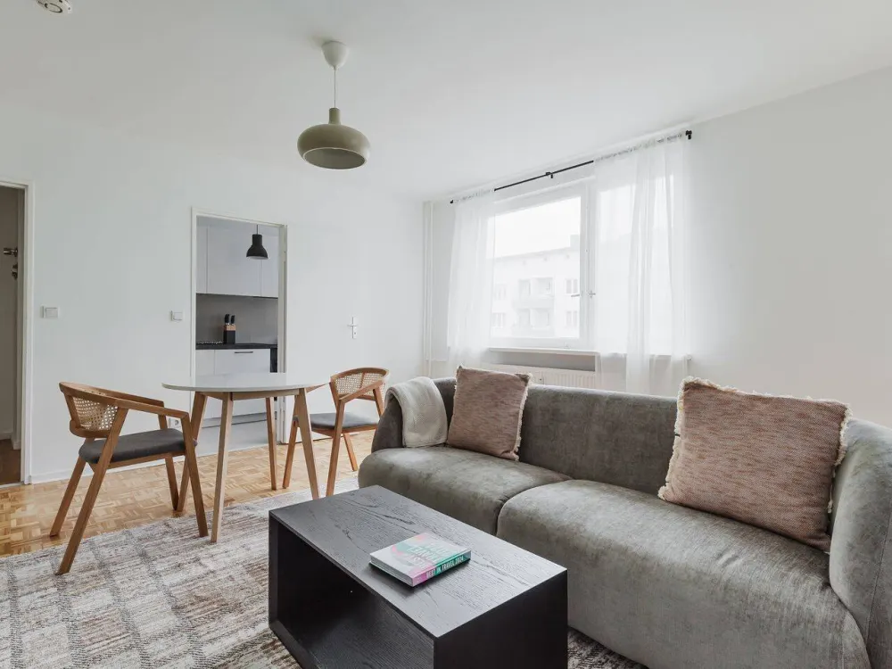 Charmante 2-Zimmer Wohnung in Wilmersdorf- voll möbliert