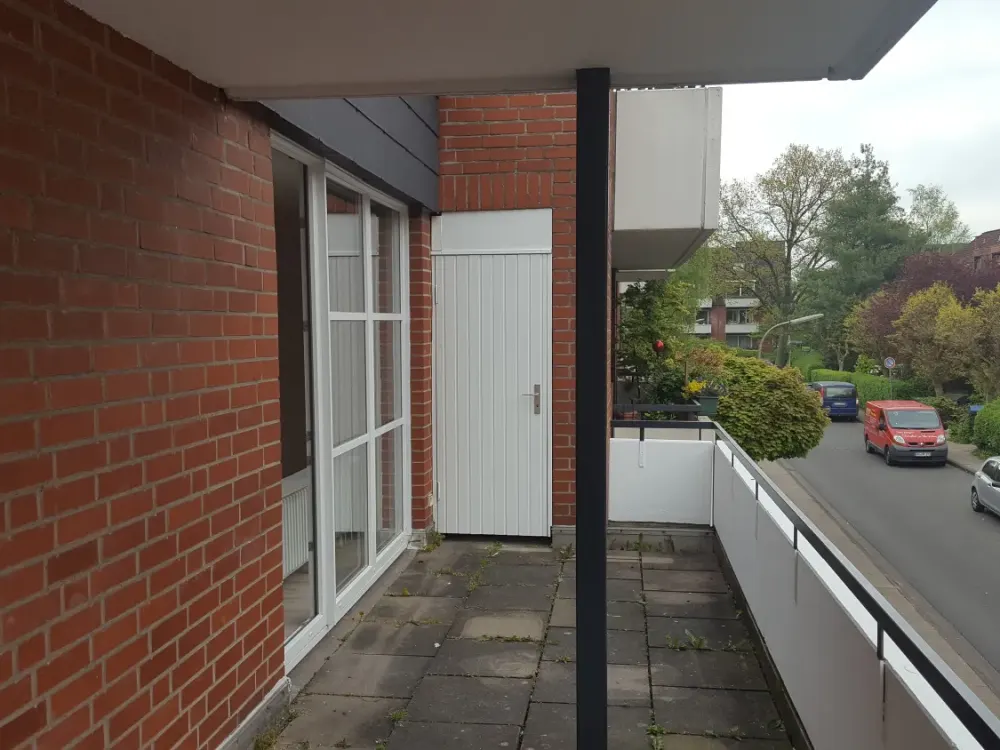 2 Zimmer mit großem Süd-West-Balkon im schönen Niendorf!