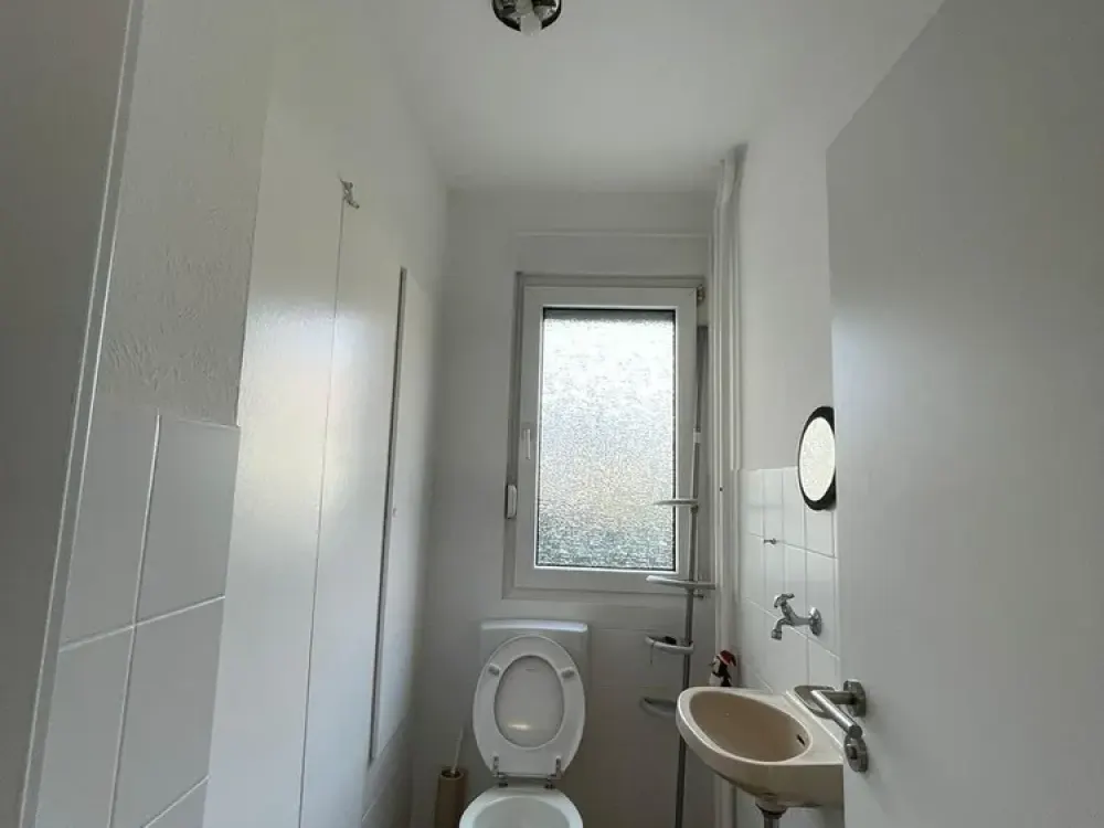 4-Room Ground Floor Apartment with Garden