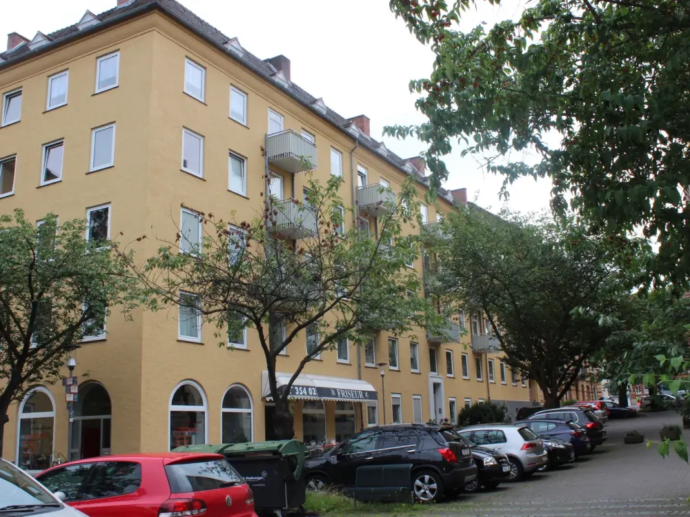 Vorankündigung nach Sanierung: Großzügige 2-Zimmer Altbauwohnung mit Blick in die Goetheanlage