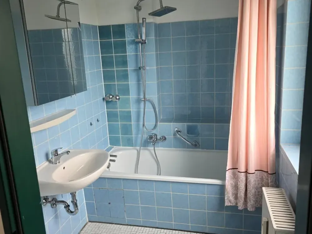 NUR WBS - 1 Zimmerwohnung für Personen ab 60 Jahre in Solingen-Wald!
