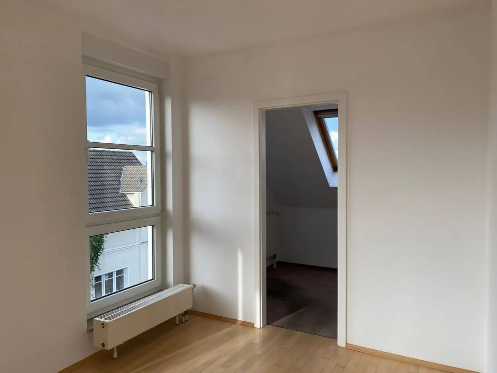 Lichtdurchflutete 2,5 Zimmer Maisonette-Wohnung in ruhiger Lage, Nähe Aplerbecker Wald