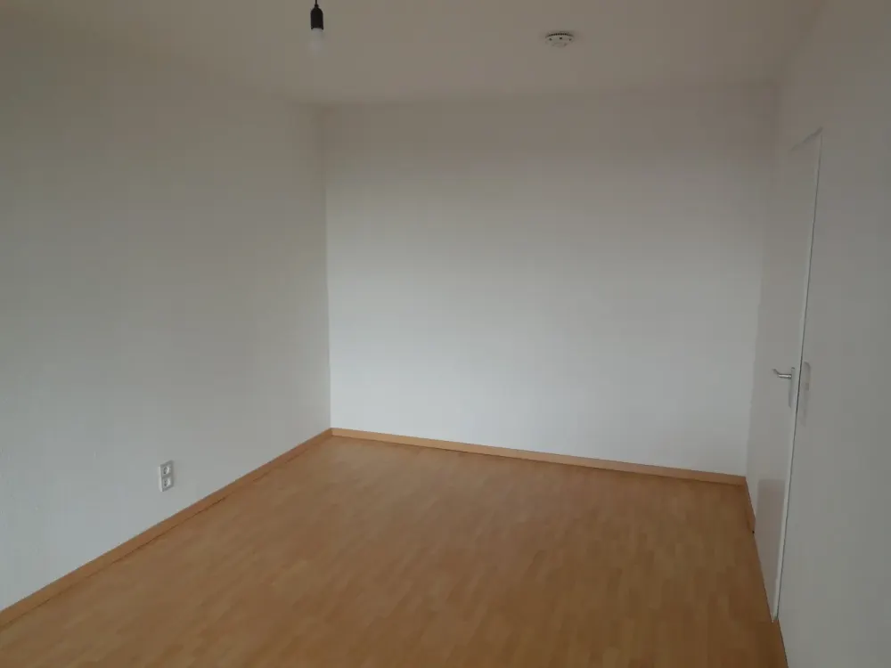 2-Zimmer-Wohnung mit großer Loggia, TG-Stellplatz, Frankfurt-Bornheim