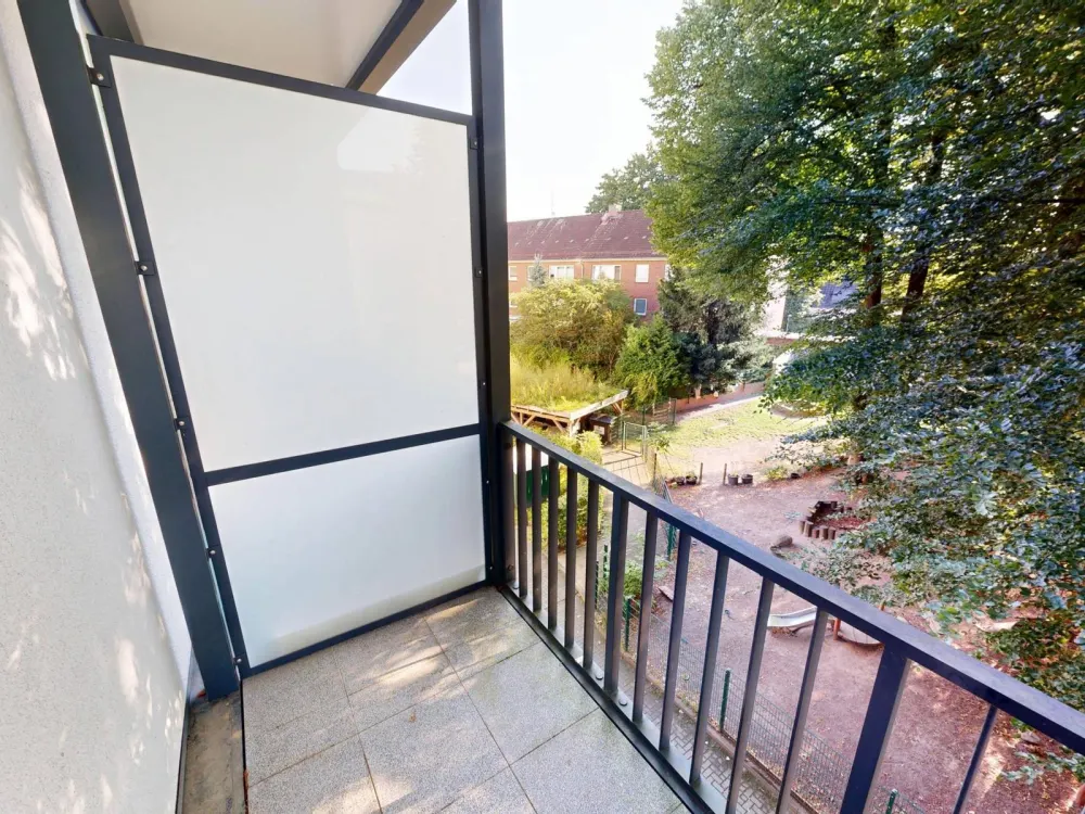 Bright 3-Room New-Build Apartment with 2 BALCONIES in Hamburg-Langenhorn
