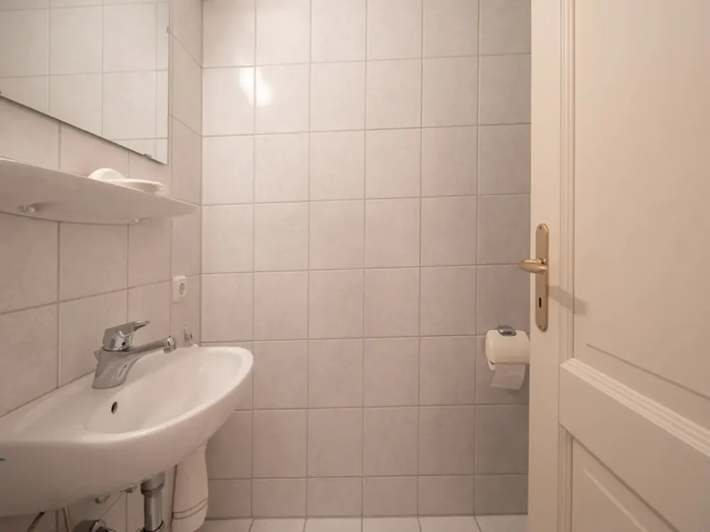 Charmante 2-Zimmer-Wohnung mit überdachter Loggia zentral am Zob in Winsen (Luhe) - Max. 2 Personen