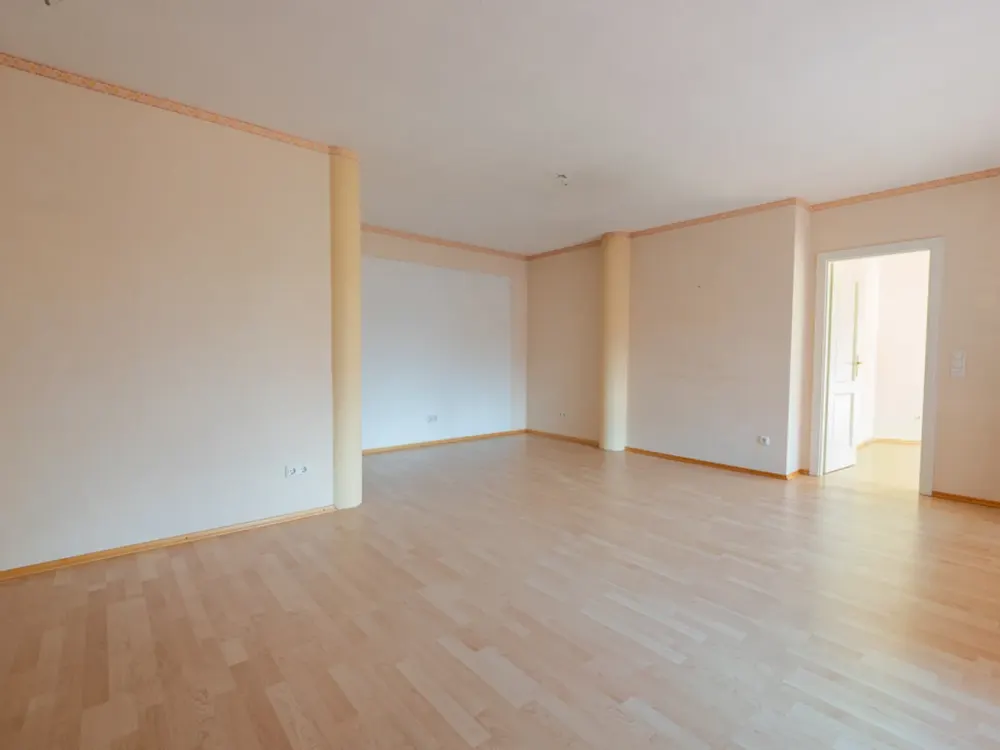 Charmante 2-Zimmer-Wohnung mit überdachter Loggia zentral am Zob in Winsen (Luhe) - Max. 2 Personen