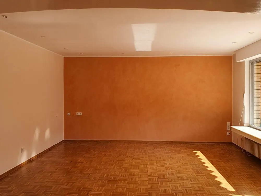 Rahm: Garten-Wohnung mit Haus im Haus-Charakter