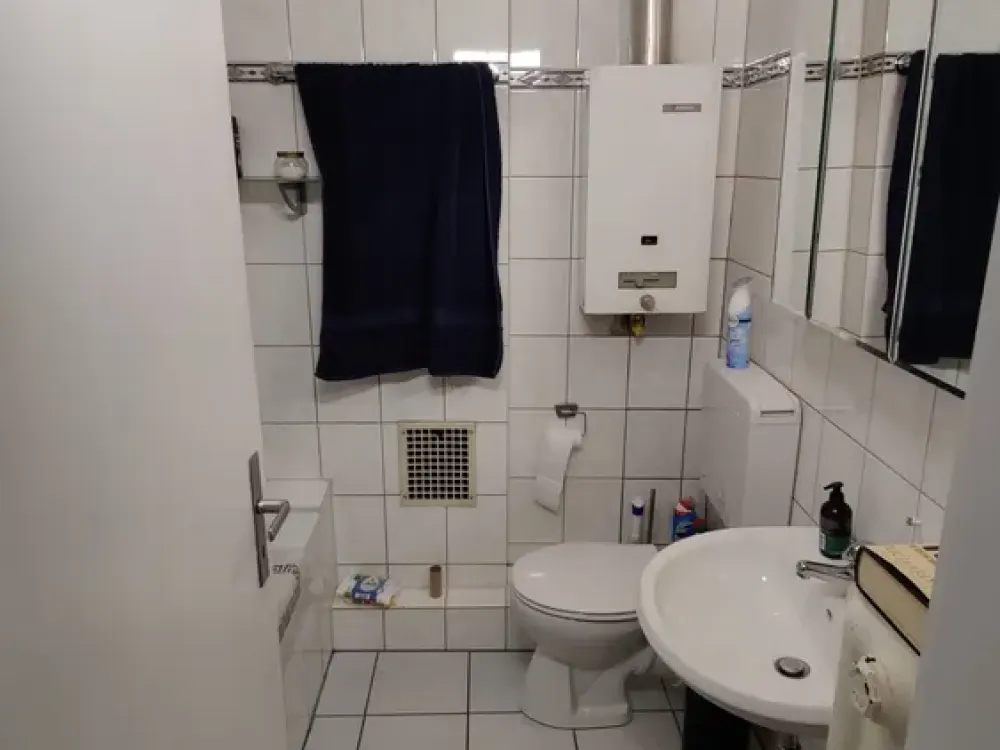 Schöne 2-Zimmer-Wohnung mit grosser Dachterasse in Köln