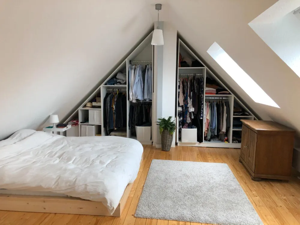 3,5-Zimmer-Wohnung in Düsseldorf - teilmöbliert