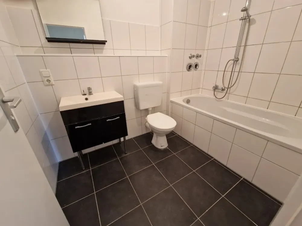Charmante 2-Zimmer-Wohnung mit Wintergarten *inkl. 500 € Wunschgutschein