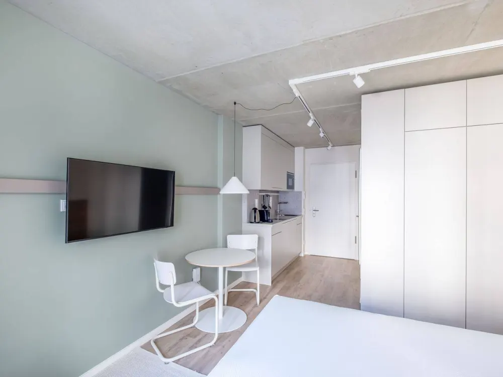 Modernes Studioapartment mit Gym, Coworking & Rooftop am Schloss Charlottenburg
