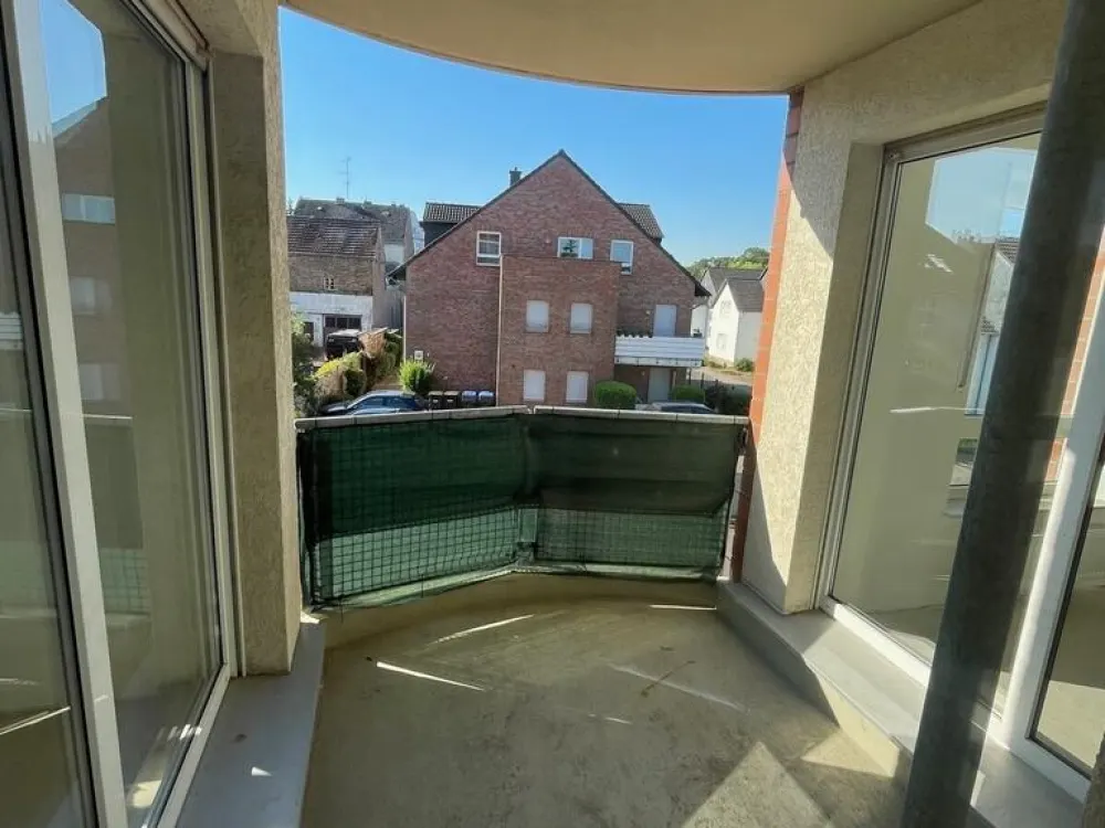 Bei VIVAWEST die Sonnenstrahlen auf dem eigenen Balkon genießen.