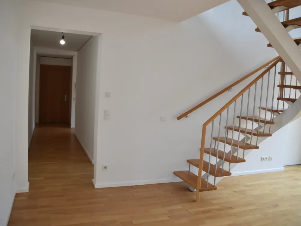 Außergewöhnliche Maisonette mit beheiztem Glaswintergarten und Dachterrasse am Potsdamer Platz