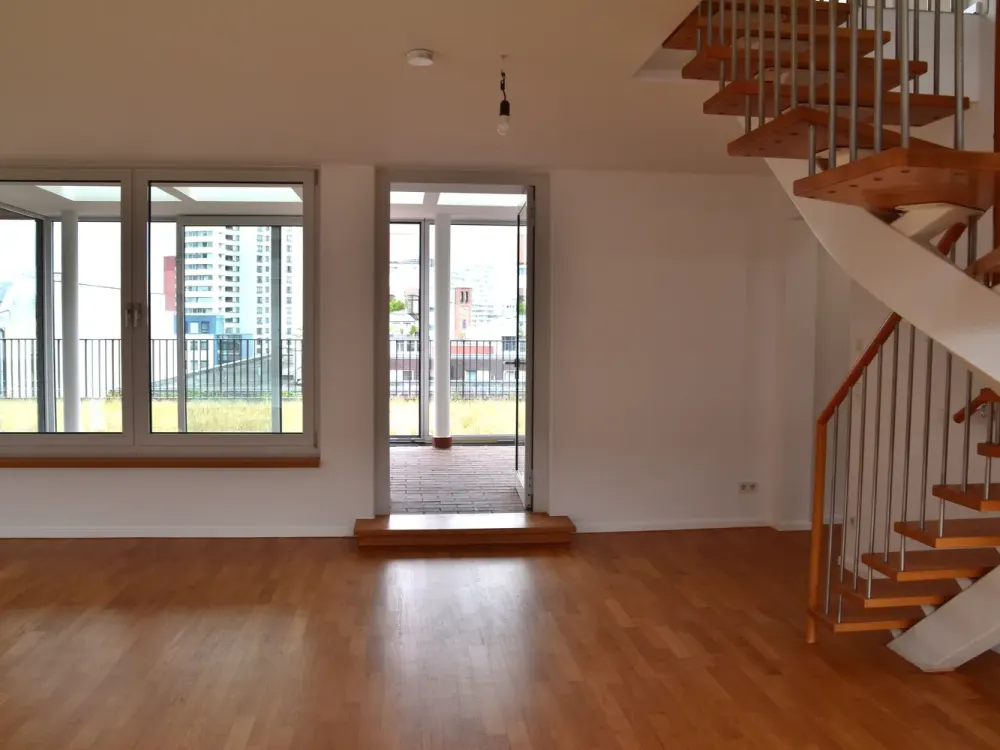 Außergewöhnliche Maisonette mit beheiztem Glaswintergarten und Dachterrasse am Potsdamer Platz